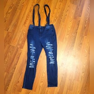 Suspender jeans